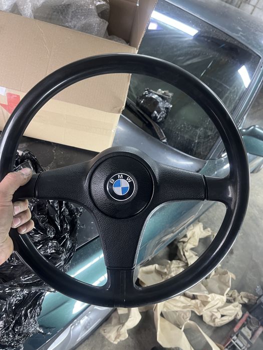 Спортивный руль bmw e34 e30 e32 e28 e24 под гайку 375мм