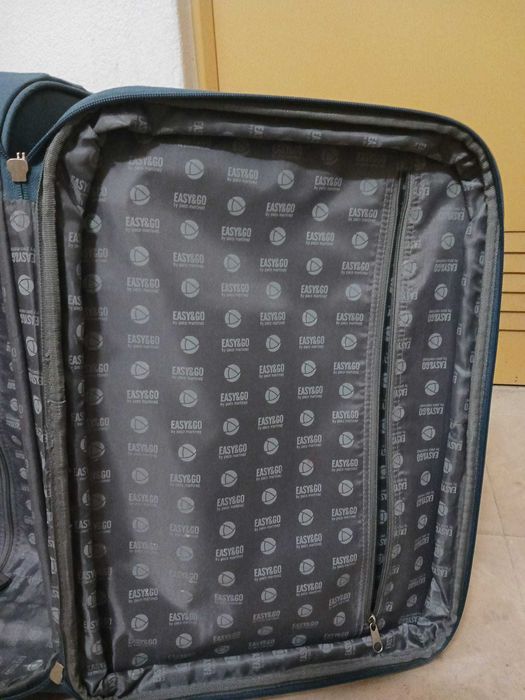 Mala de viagem cabine azul