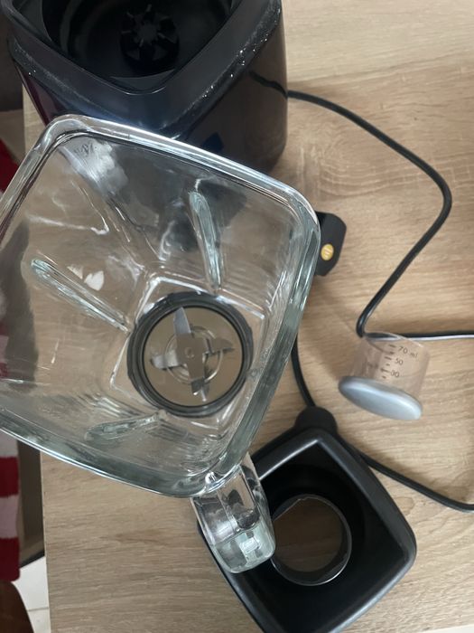 Продам потужний блендер в гарному стані