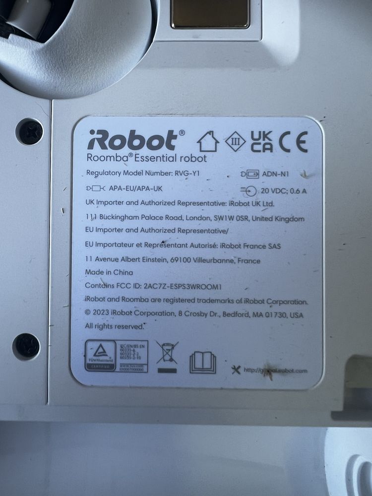 iRobot Roomba Combo Essential Biały