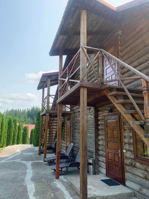 Продам базу відпочинку "Черес", Яблуниця, Карпати.
