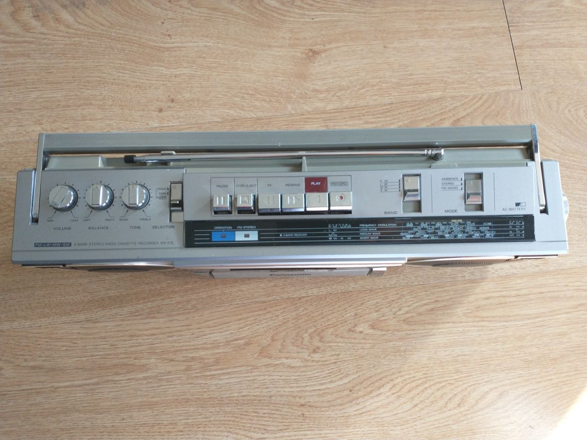 Radiomagnetofon Panasonic RX-F2L