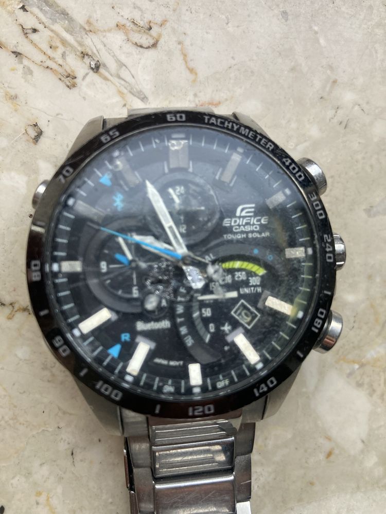 Zegarek Casio EQB-501
