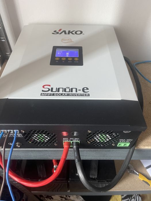 Комплект гібридний інвертор SAKO 2,4KW-24V з 2шт батареями 225А 5kw