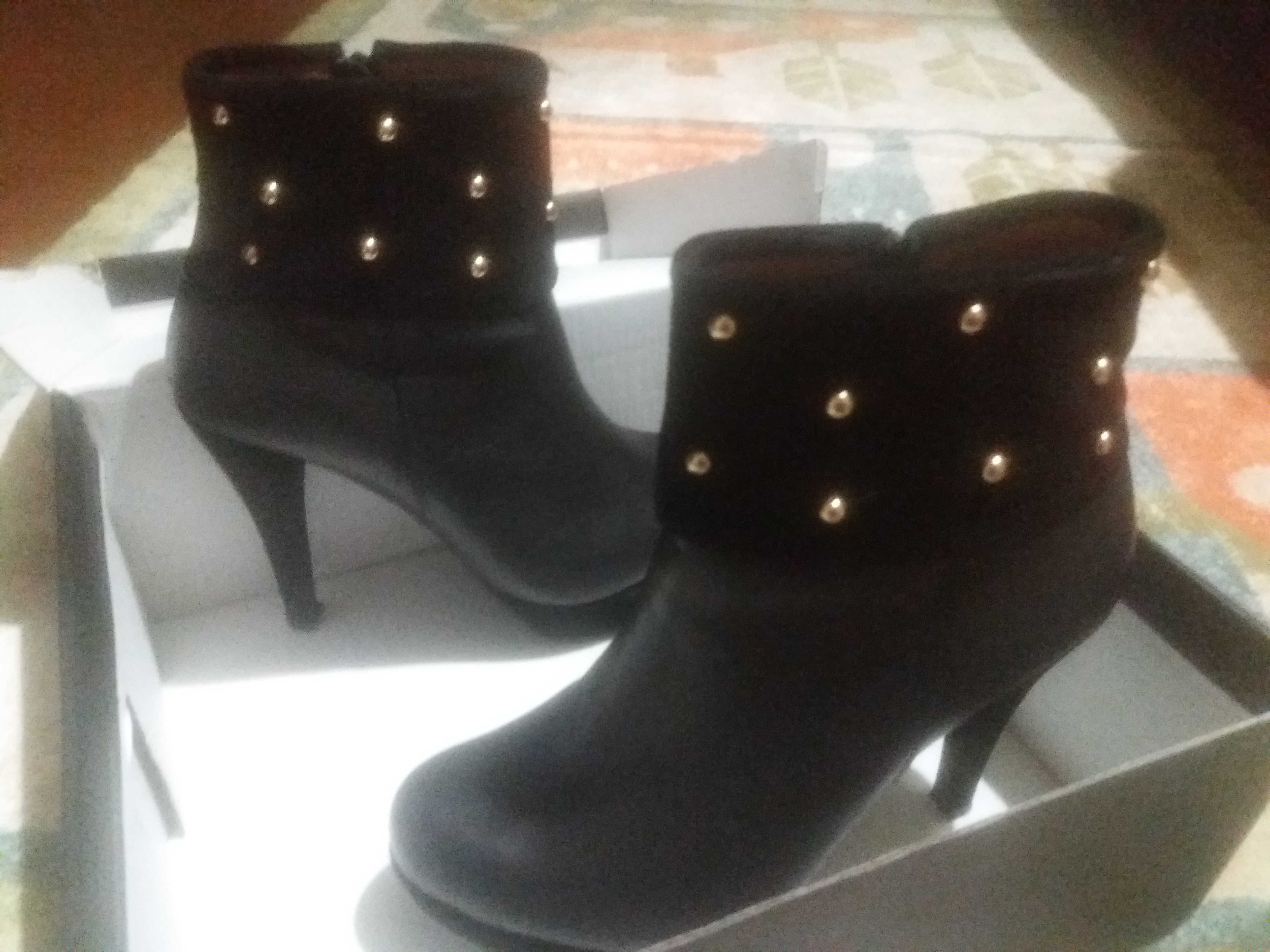 Botas Clip em pele