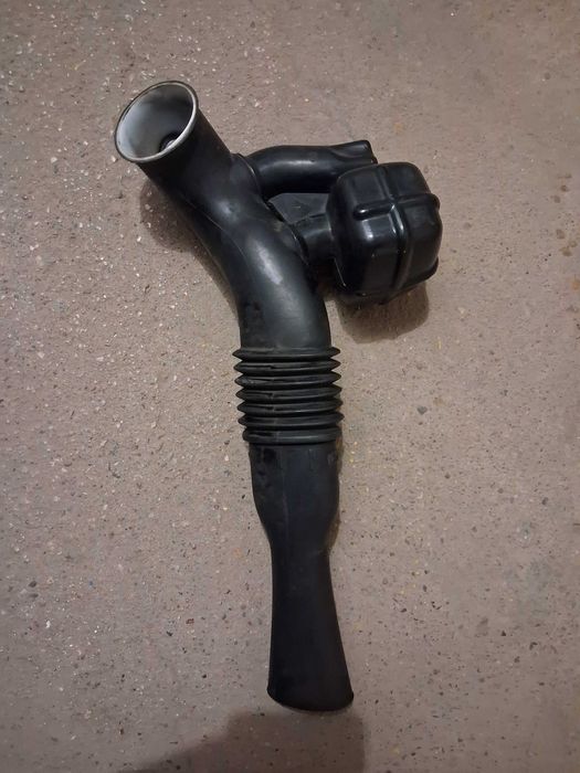 wlot powietrza fiat grande punto 1.4 95KM 16v