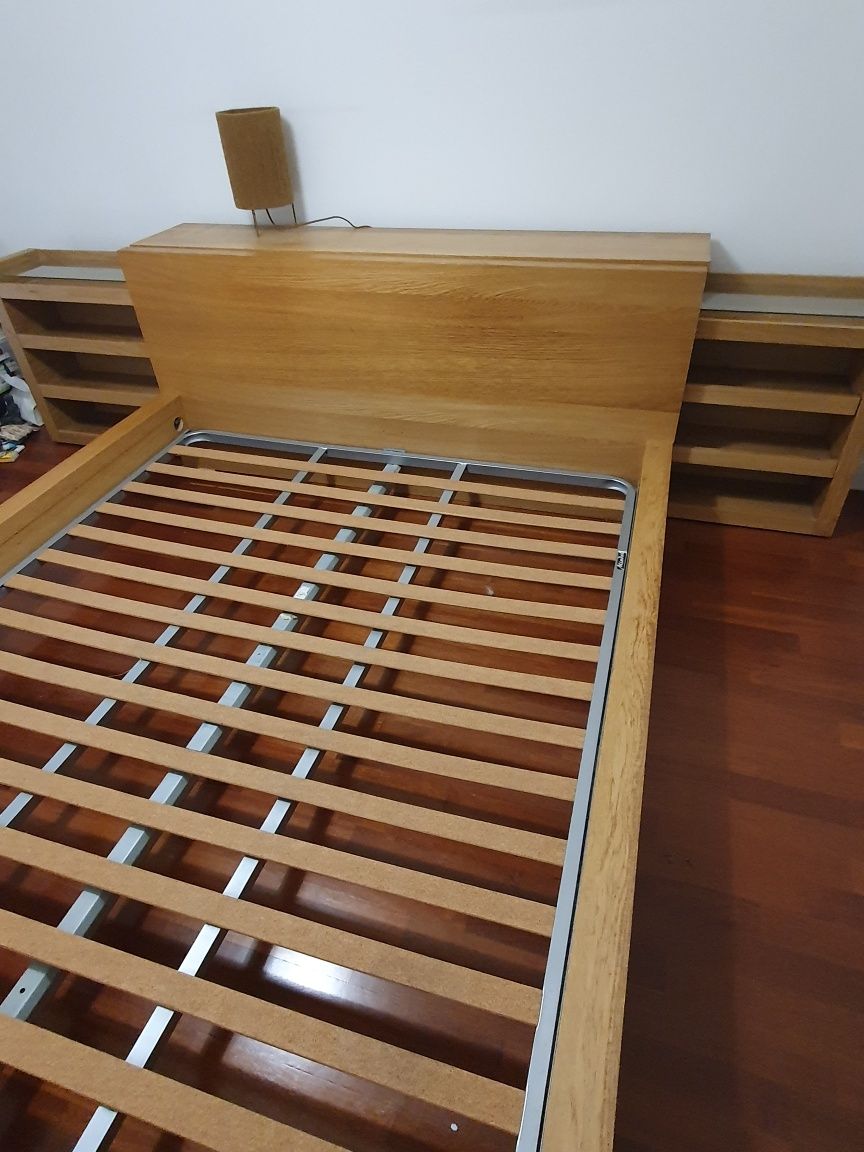 Cama e cabeceira  Malm chapa de carvalho  (com estrado 160x200cm)