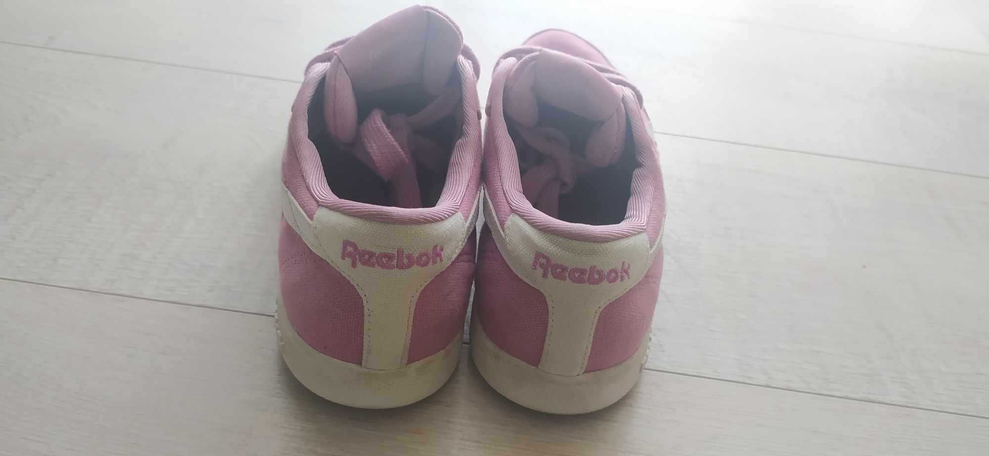 Różowe damskie buty sportowe reebok