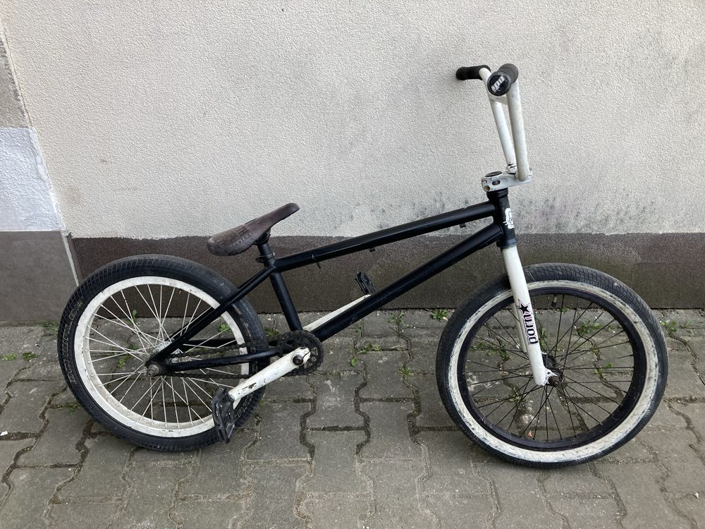 Rower BMX rama WTP biało czarny