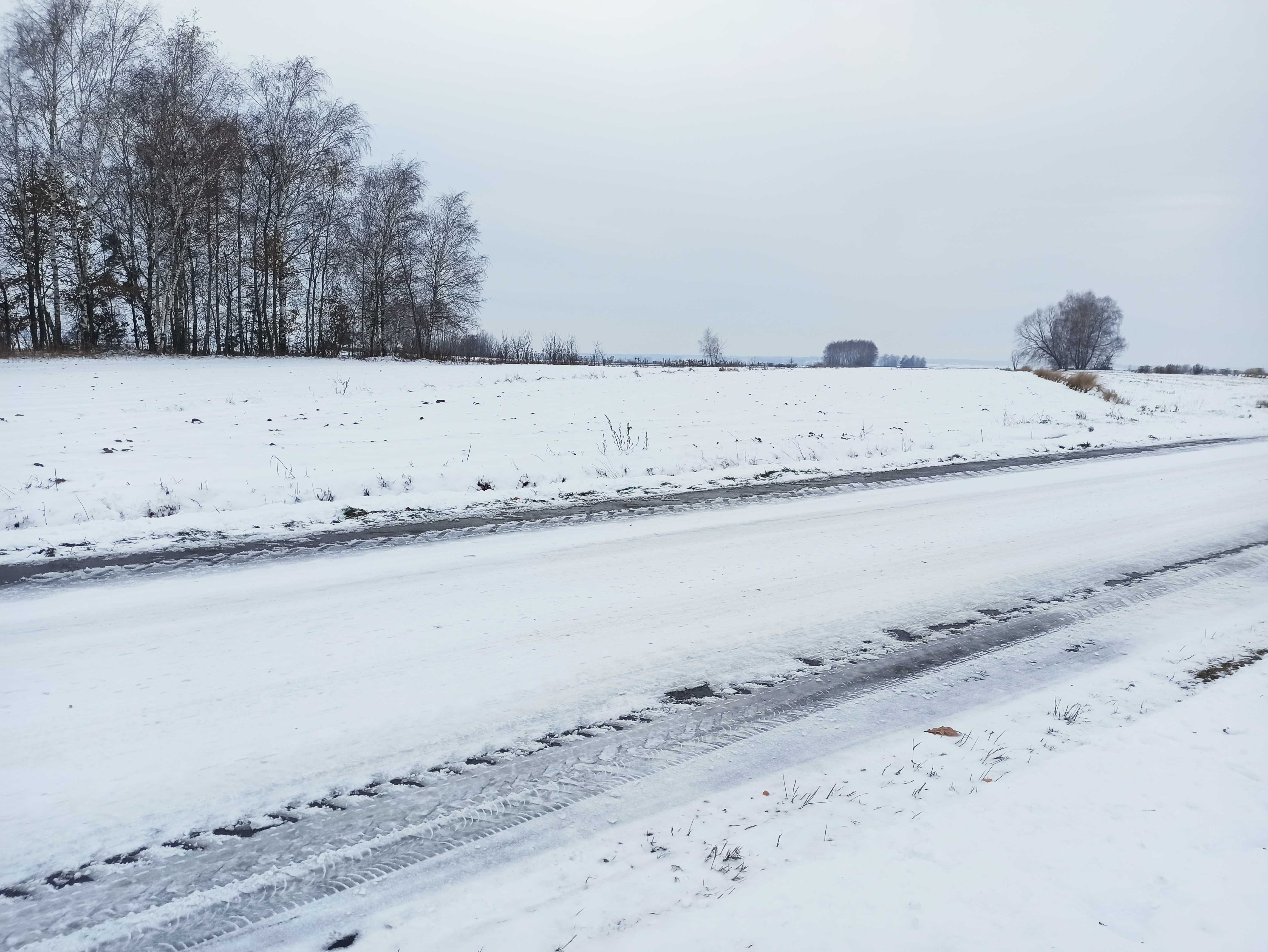 Sprzedam działkę rolno - budowlaną