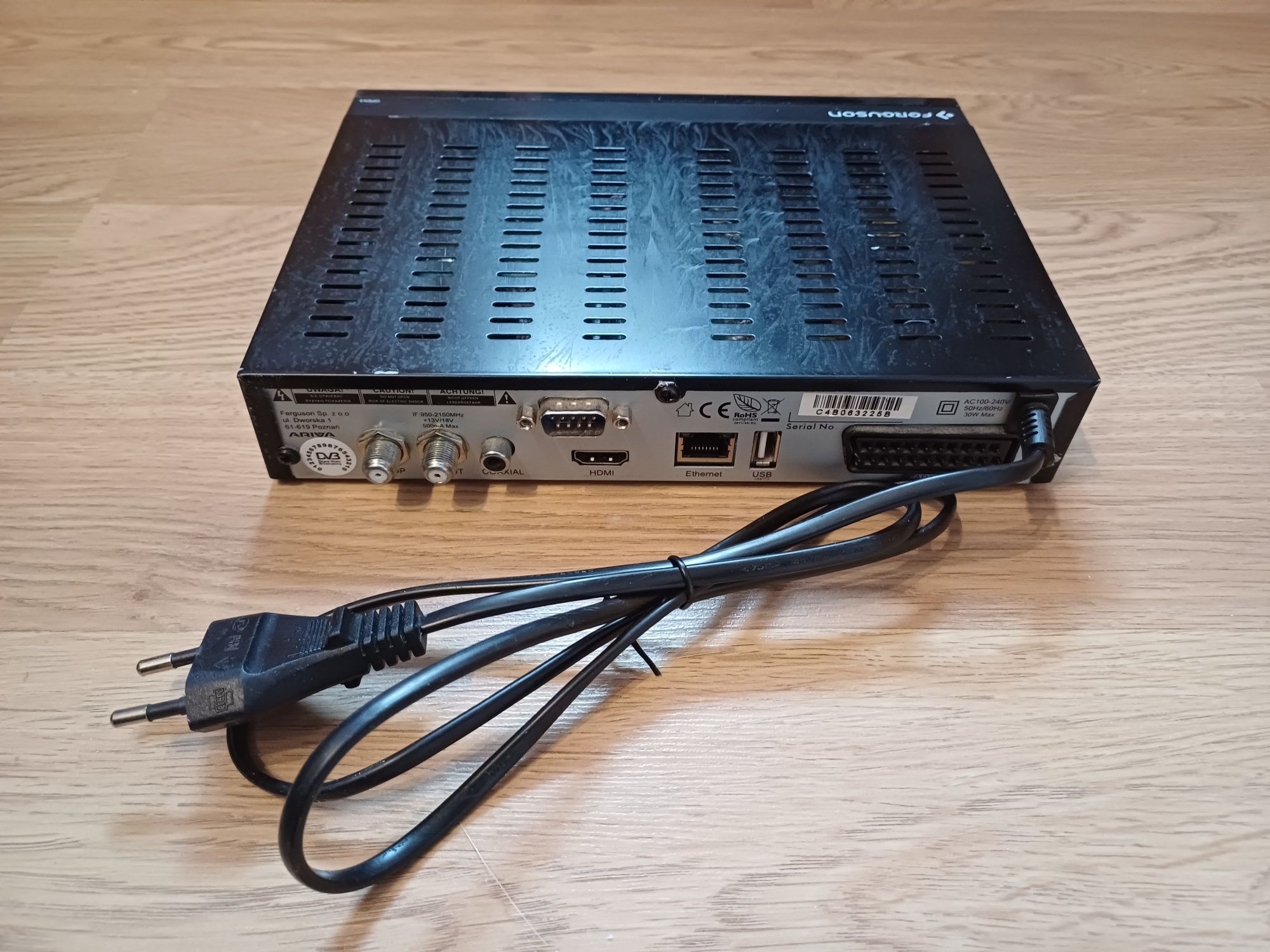 Dekoder satelitarny Ferguson Ariva S300