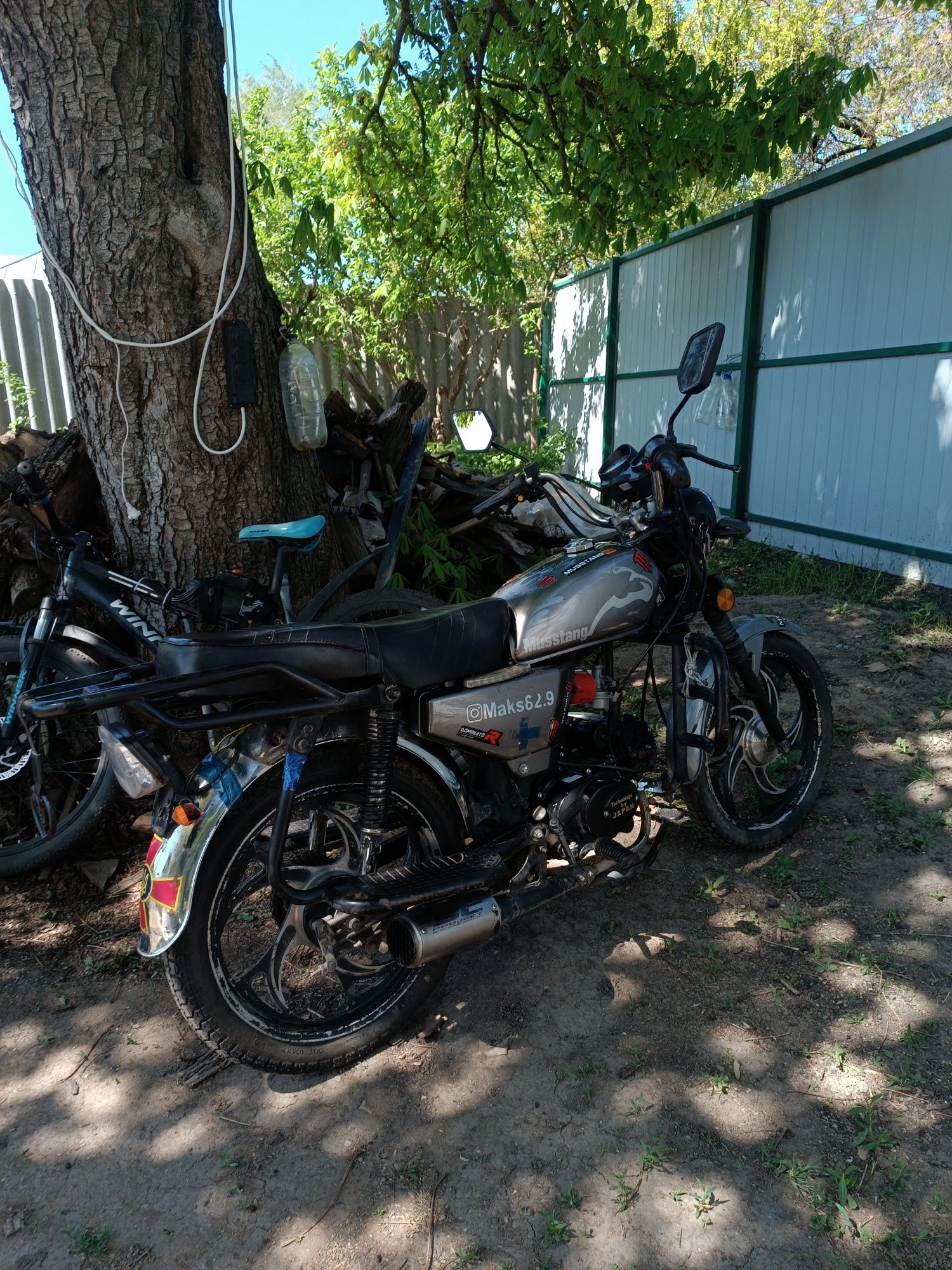 Mustang MT 125-2