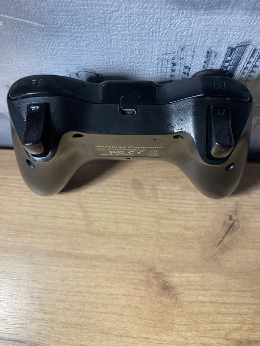 Джойстик от Xbox,без провода