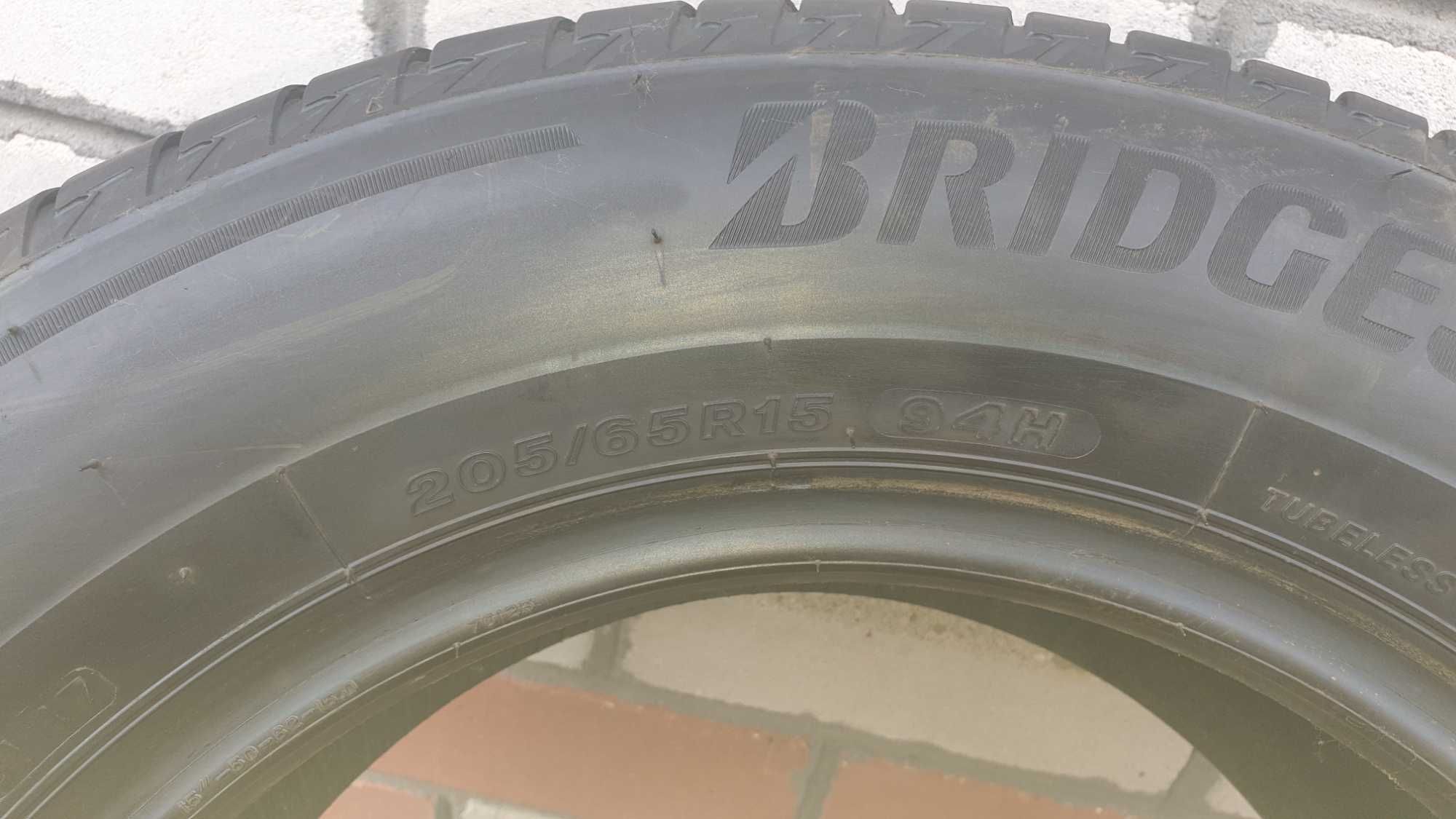 Шини 205/65 R15 Bridgestone Turanza T005