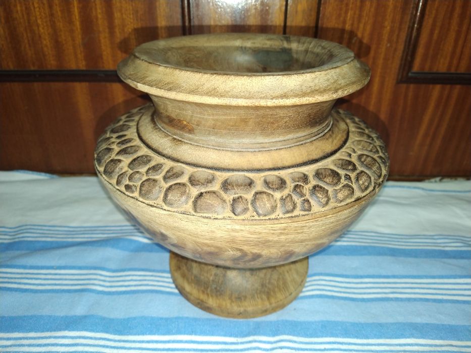Jarro jarra em madeira de teca torneado e talhado decoração casa.