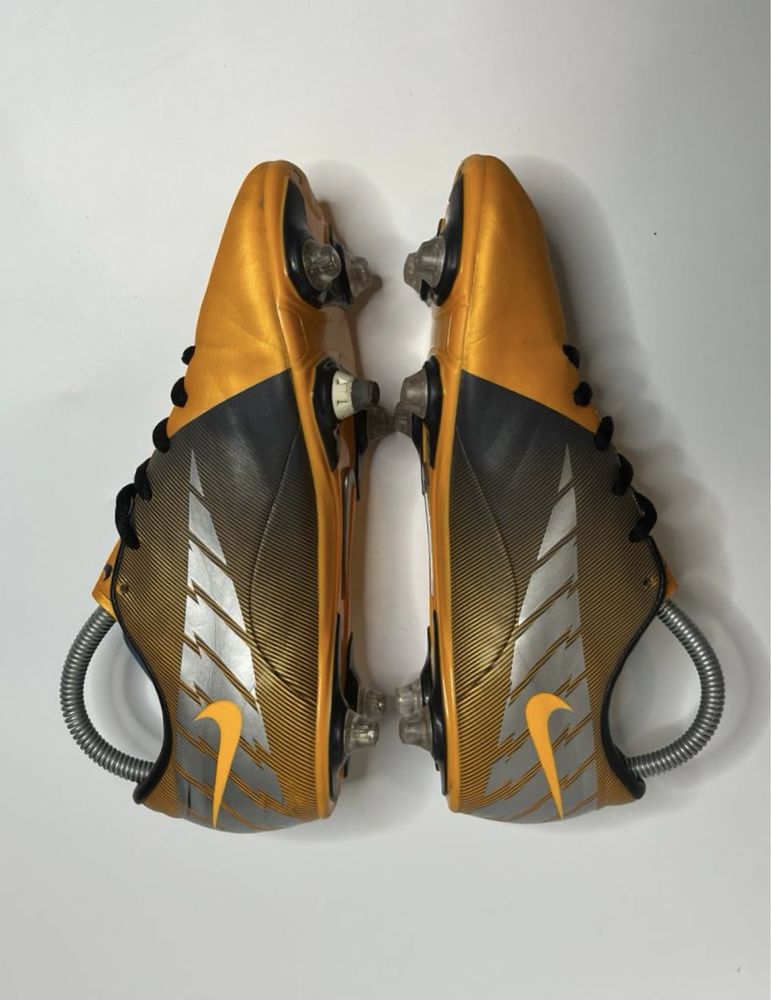 Бутсы Nike Mercurial Victory II, размер 39, 24,5-25 см, 6 шипов