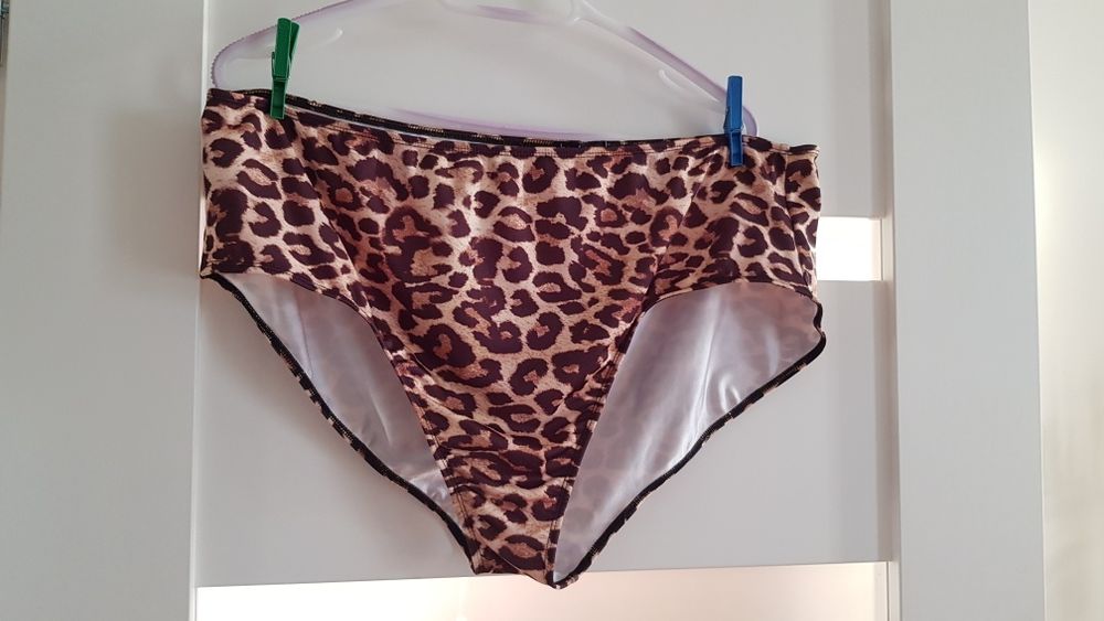 Boohoo bikini dół panterka wyskoki stanr 50-52