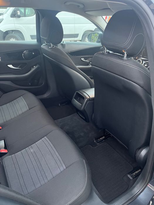 Mercedes C 180 à venda em perfeitas condições