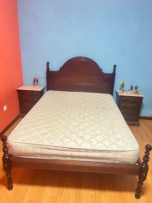 Cama de casal + colchão
