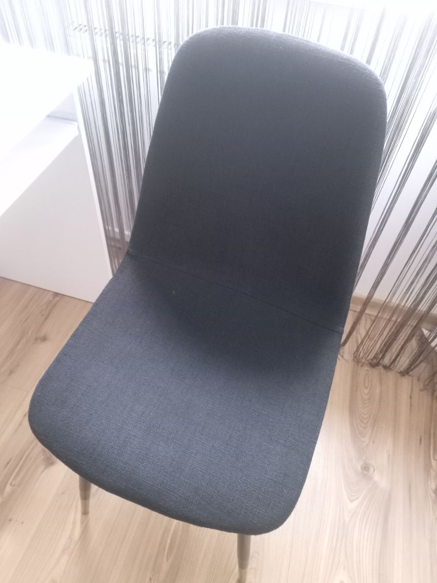 Krzesło czarne tkanina , biurko białe nowe