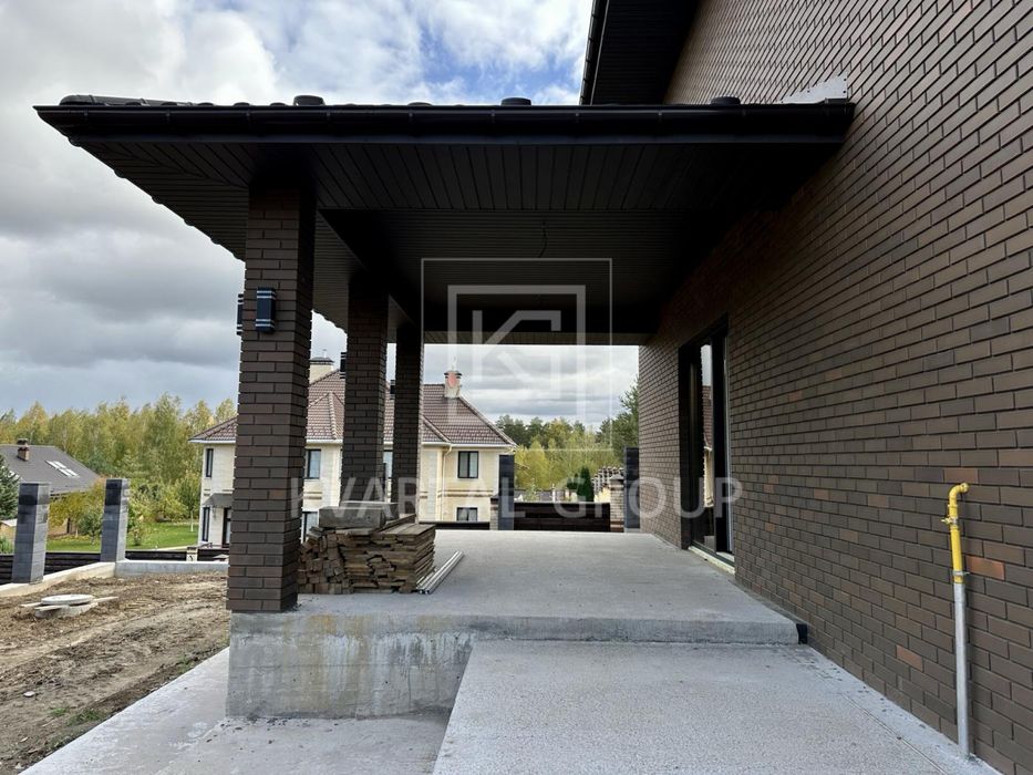 Продам котедж в предмісті Києва в елітному районі . Якісне будівництво