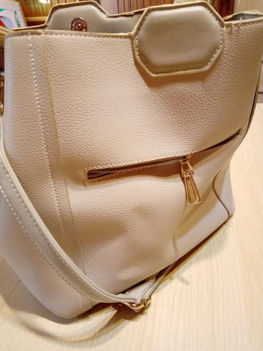 MONNARI większa dużo kieszeni jak nowa