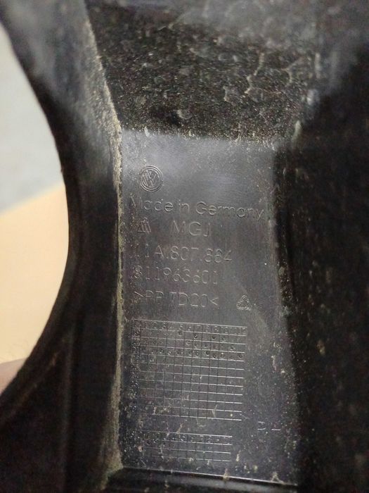 ślizg zderzaka vw id4 prawy przód 11a80.7884