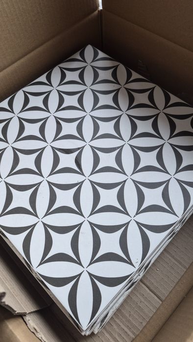 Gres szkliwiony Univero Vertigo 29.8x29.8 Opoczno