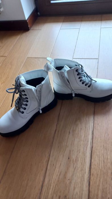 Buty zimowe r.36