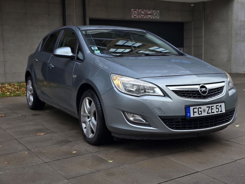 Opel Astra Opel Astra J, Turbo Ben, Podgrzewana Kierownica, Zadbane!