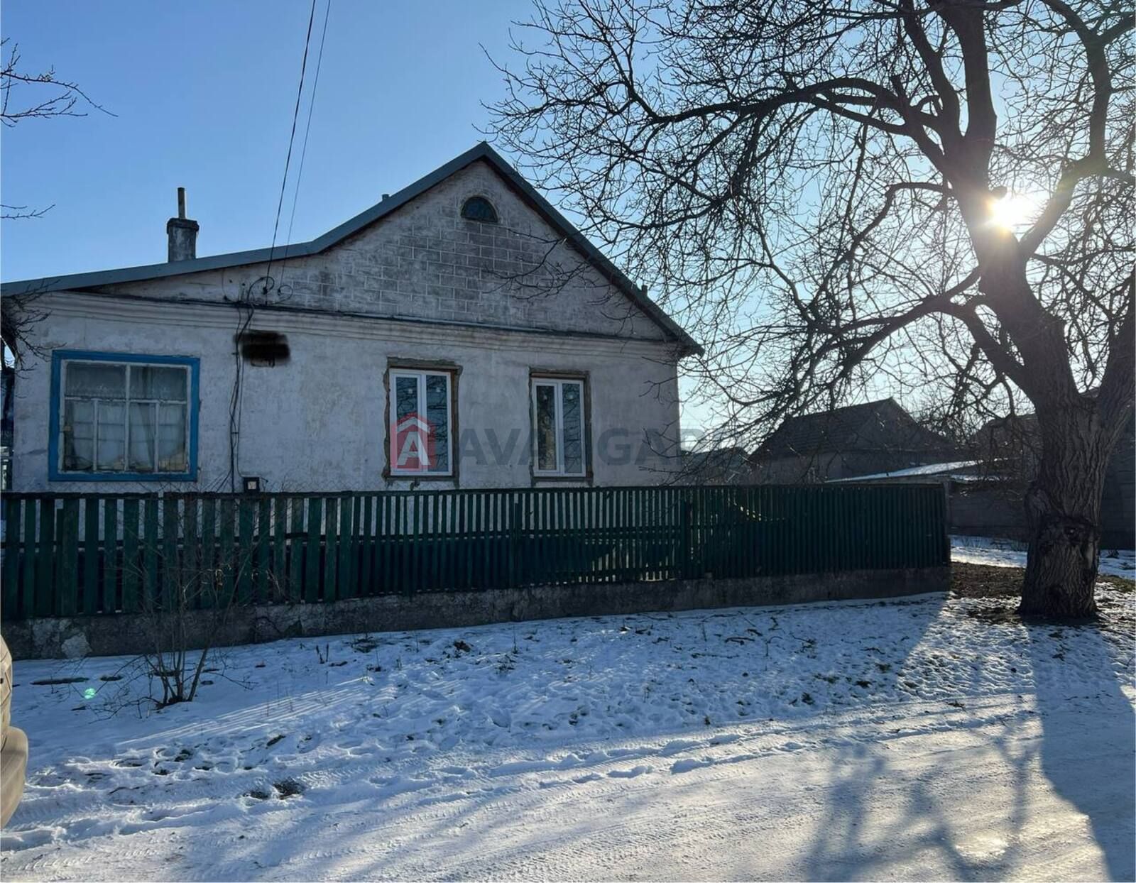 Будинок на стадії ремонту.