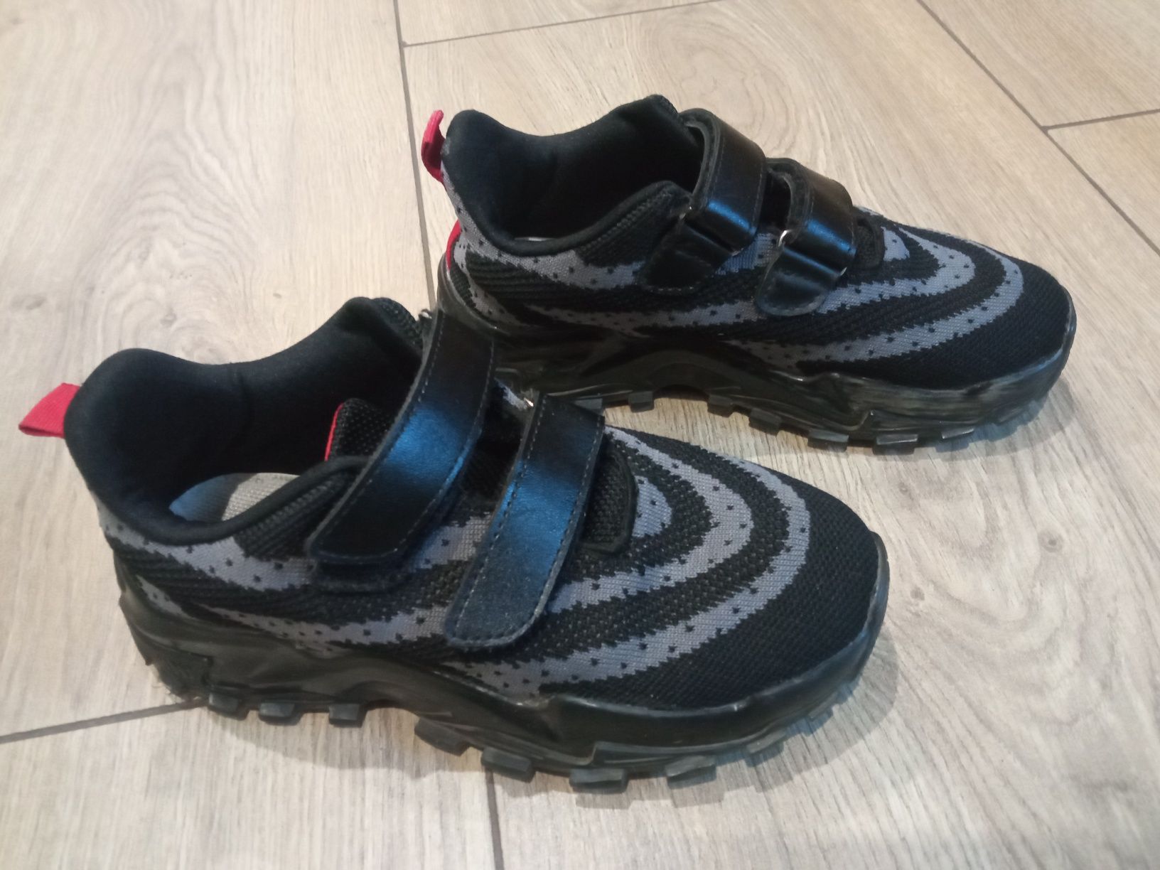 Buty sportowe chłopięce