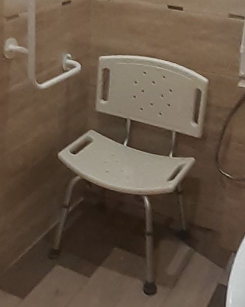 Krzesło kąpielowe / prysznicowe dla osoby niepełnosprawnej