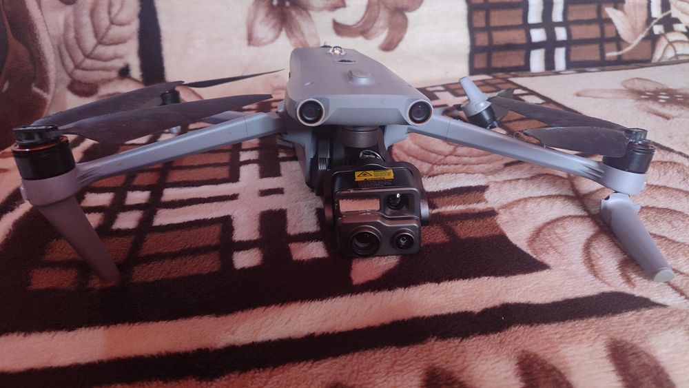 Квадрокоптер дрон Autel EVO MAX 4T