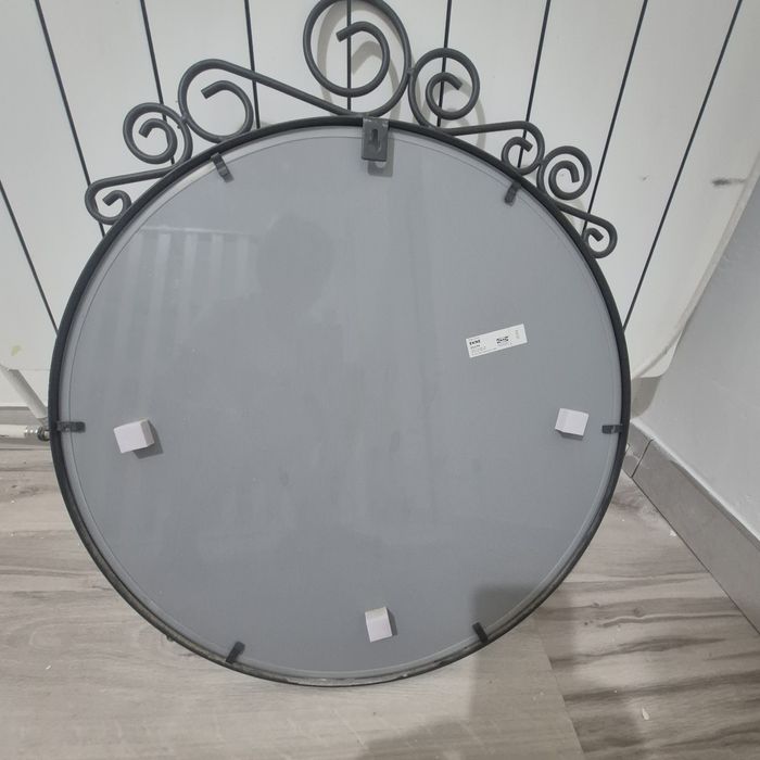 lustro IKEA   nie używane, niestety okazało się  niedostateczne