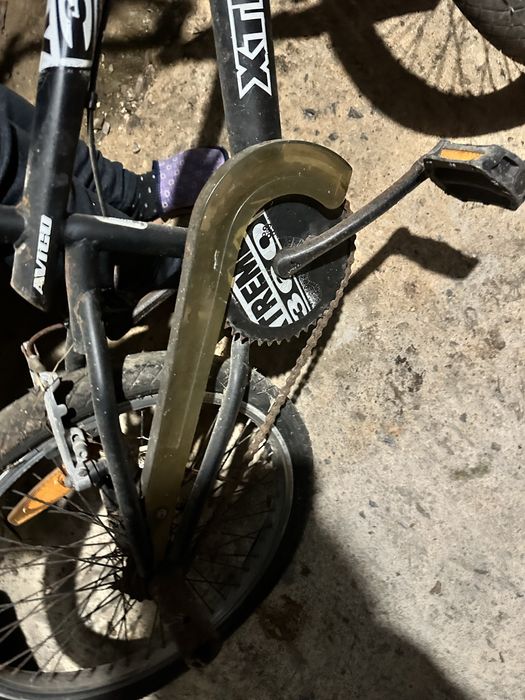 Bicicleta a precisar de restauração