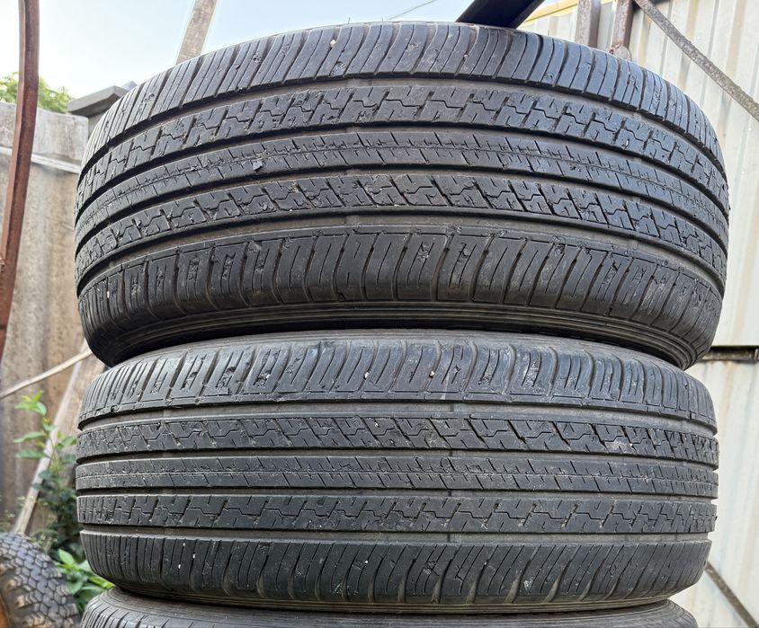 Продам пару 235 55 18 Dunlop Grandtrek