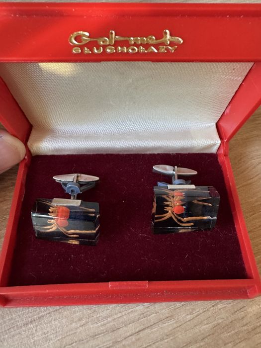 Spinki do mankietów