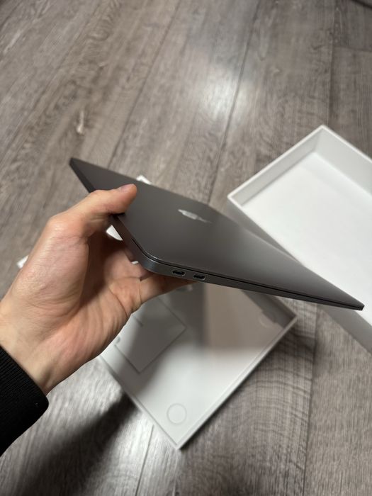 macbook air 13 (2020) m1 процесор 256 gb офіційний