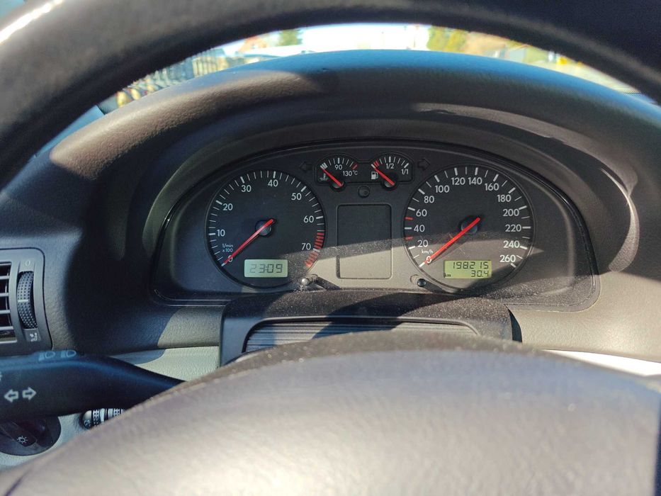 Volkswagen Passat B5 1,8 benz Klimatyzacja, Brak rdzy, Bardzo ładny!