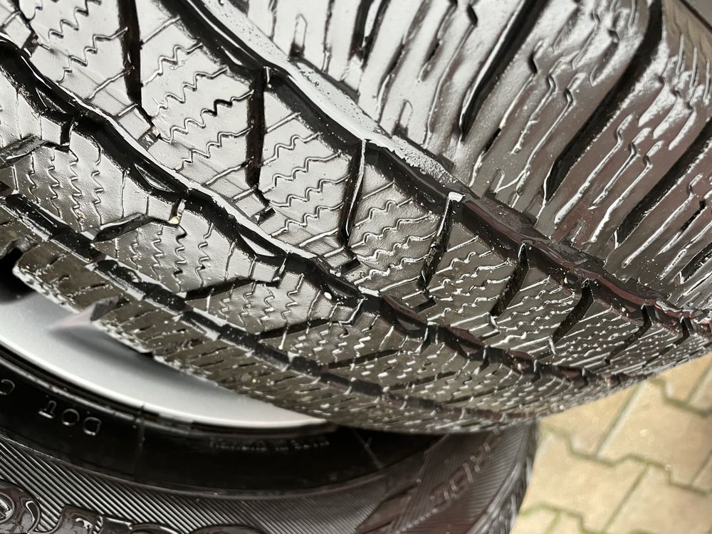 Kola zimowe ford transit custom 15 cali 5x150 et60 opony 215/65/15c