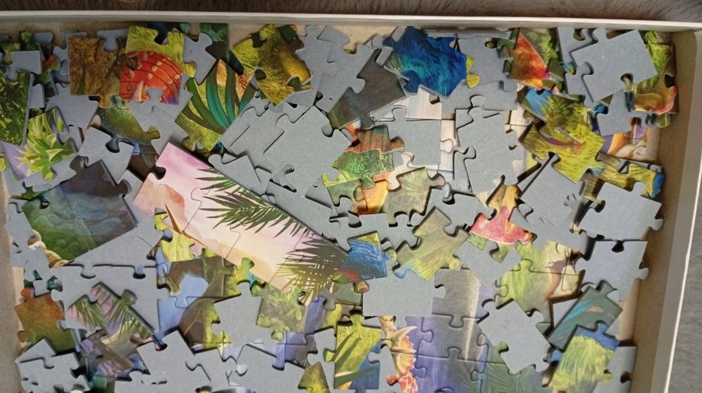 Zestaw dla fanów dinozaurów Draftozaur puzzle książka lampka