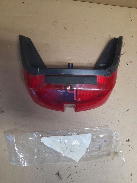 YAMAHA YZF-R6 600 RJ03 99-02 Lampa tył tylna