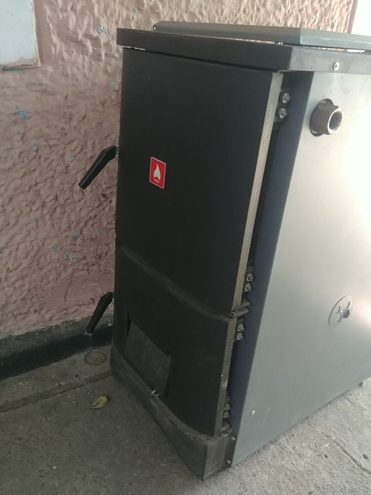 Твердотоплевний котел