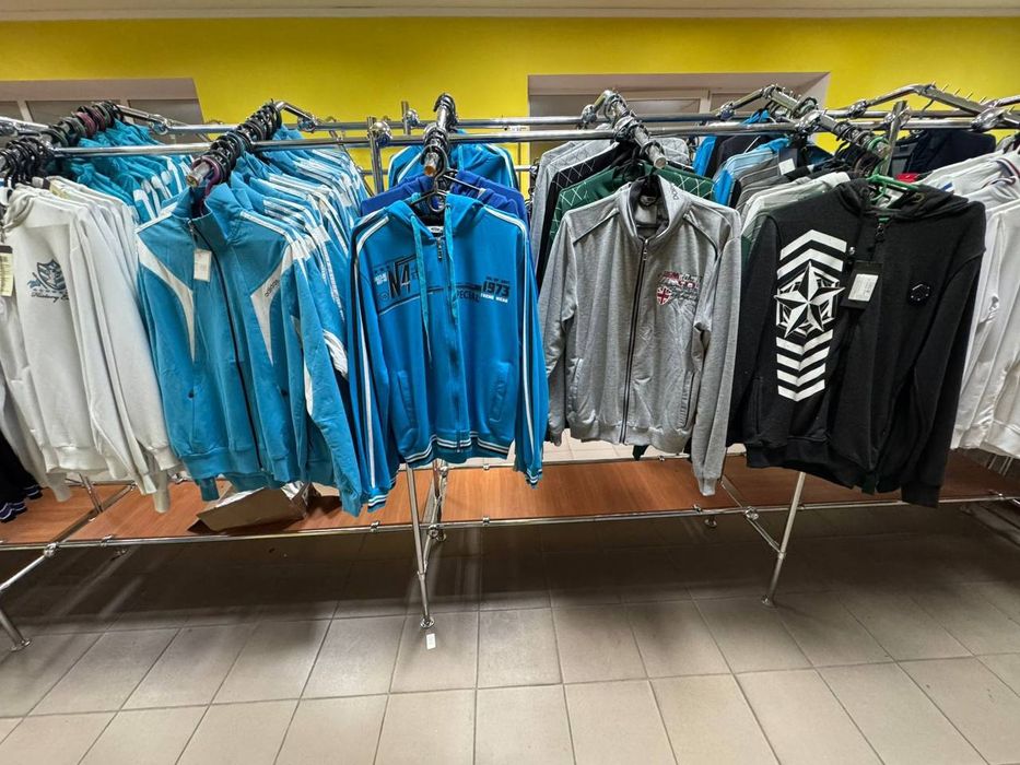 Чоловічі кофти светри водолазка лонгслів