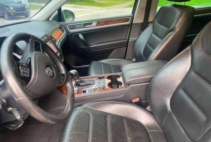 2012 Volkswagen Touareg TDI Executive