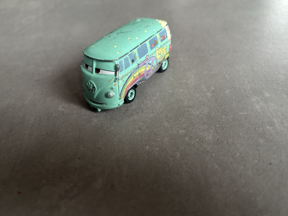 Model Resorak Tomica Disney Cars Fillmore VW Volkswagen T1 Standard