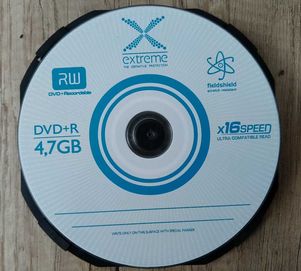 Zestaw 10 czystych płyt DVD (na szpule)