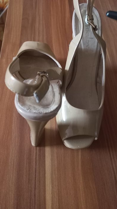 Жіноче взуття,різне