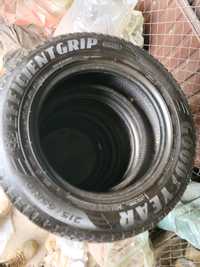 Goodyear Efficientgrip suv 4x4 215/65/R16 літні